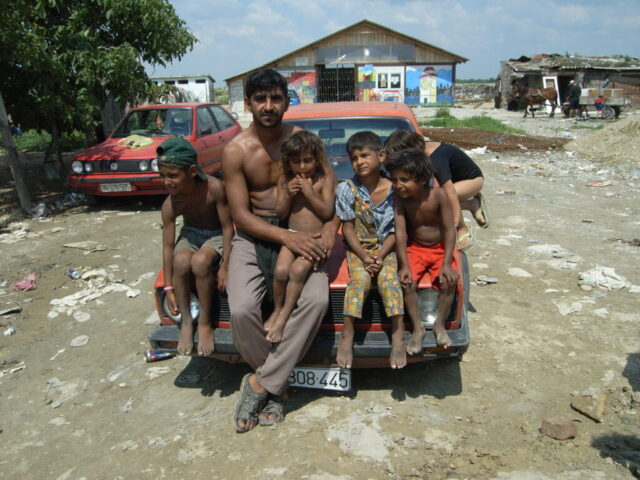 Collection Ulrich Gansert - 2013 - Familles Roms - Roumanie